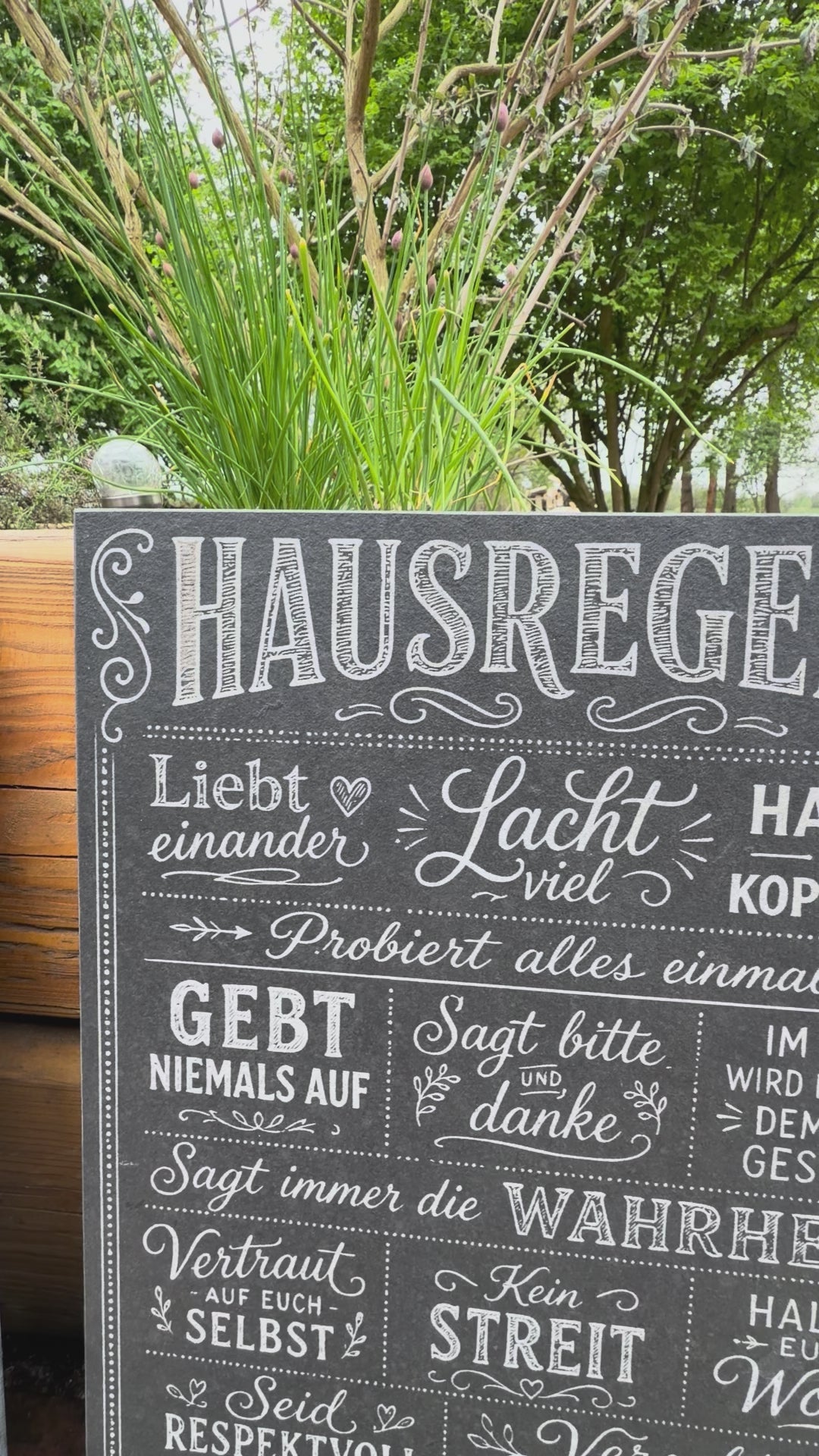 Hausregeln – Gravierte Schieferplatte
